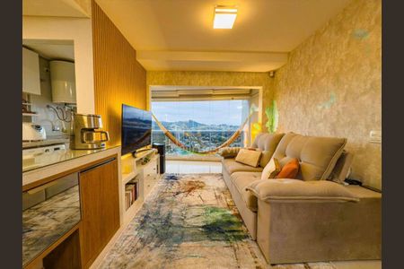 Apartamento à venda com 70m², 2 quartos e 1 vaga