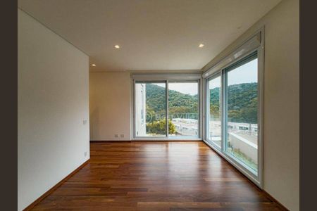 Casa à venda com 625m², 4 quartos e 4 vagas