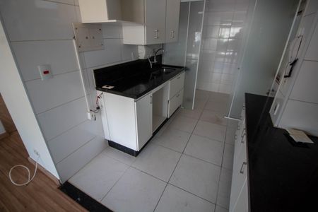 Apartamento para alugar com 79m², 2 quartos e 1 vagaCOZINHA