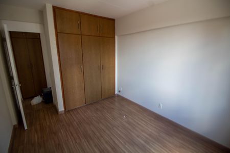 Apartamento para alugar com 79m², 2 quartos e 1 vagaQUARTO 1