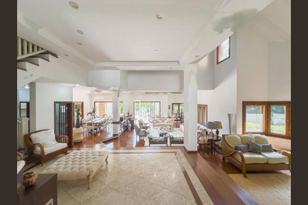 Casa à venda com 4 quartos, 609m² em Alphaville, Santana de Parnaíba