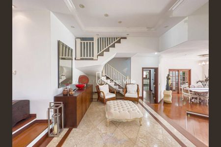 Casa à venda com 4 quartos, 609m² em Alphaville, Santana de Parnaíba