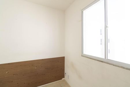 Quarto 2 de apartamento para alugar com 2 quartos, 44m² em Cosmos, Rio de Janeiro