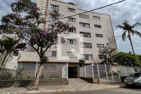 Apartamento para alugar com 57m², 2 quartos e 1 vagaFachada 