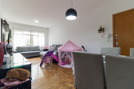 Sala de apartamento para alugar com 2 quartos, 57m² em Vila Gumercindo, São Paulo