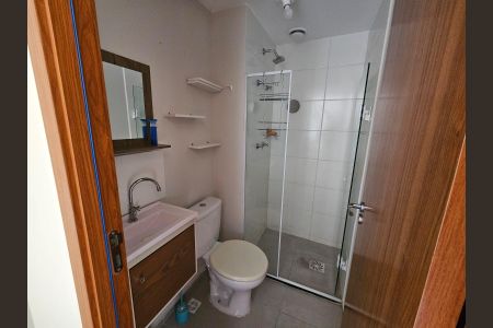 Apartamento para alugar com 45m², 2 quartos e sem vagaBanheiro