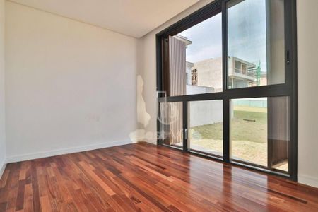 Casa à venda com 4 quartos, 537m² em Tamboré, Santana de Parnaíba