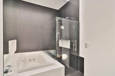 Casa à venda com 4 quartos, 537m² em Tamboré, Santana de Parnaíba