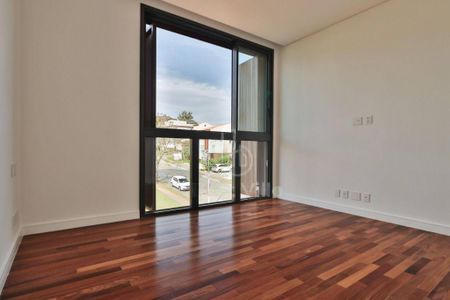 Casa à venda com 4 quartos, 537m² em Tamboré, Santana de Parnaíba