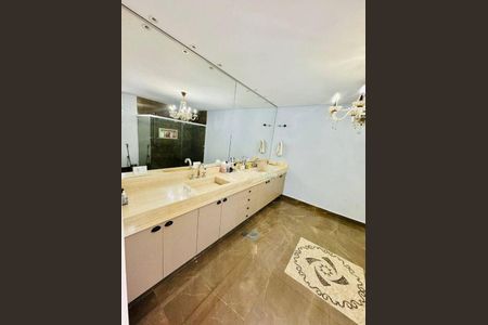 Casa à venda com 460m², 4 quartos e 4 vagas