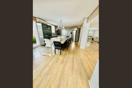 Casa à venda com 460m², 4 quartos e 4 vagas