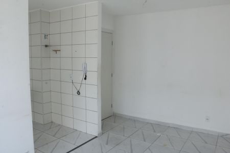 sala de apartamento para alugar com 2 quartos, 49m² em Ponto Chic, Nova Iguaçu