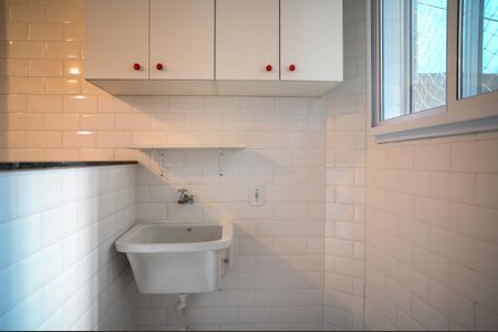 Apartamento para alugar com 72m², 2 quartos e sem vaga Apartamento para alugar com 72m², 2 quartos e sem vagaÁrea de Serviço