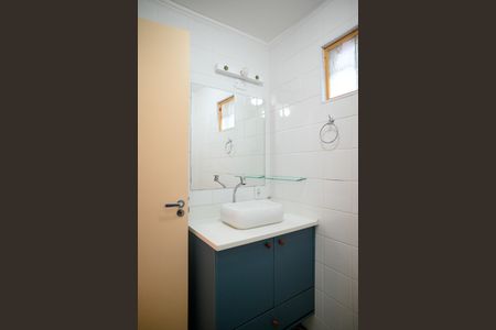 Apartamento para alugar com 72m², 2 quartos e sem vaga Apartamento para alugar com 72m², 2 quartos e sem vagaBanheiro