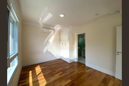 Casa à venda com 4 quartos, 521m² em Alphaville, Santana de Parnaíba