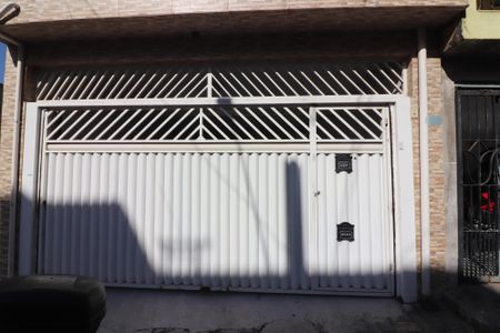 Casa à venda com 163m², 4 quartos e 2 vagasFachada