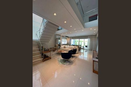 Casa à venda com 4 quartos, 470m² em Alphaville, Santana de Parnaíba