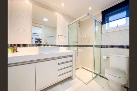 Casa à venda com 585m², 4 quartos e 6 vagas