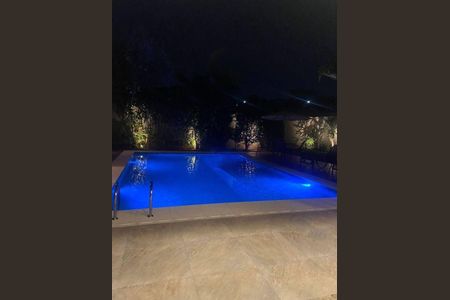 Casa à venda com 585m², 4 quartos e 6 vagas