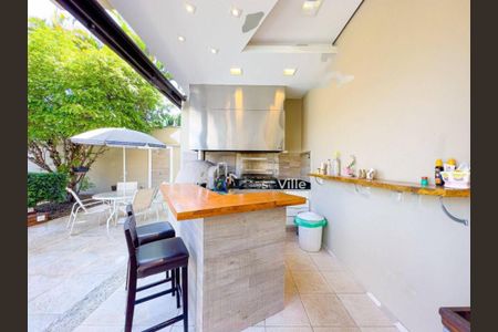 Casa à venda com 585m², 4 quartos e 6 vagas