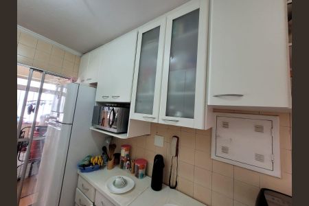 Apartamento à venda com 54m², 2 quartos e 1 vagaCozinha