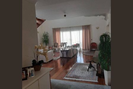 Casa à venda com 4 quartos, 360m² em Alphaville Residencial Zero, Barueri