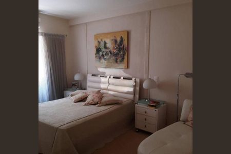 Casa à venda com 4 quartos, 360m² em Alphaville Residencial Zero, Barueri