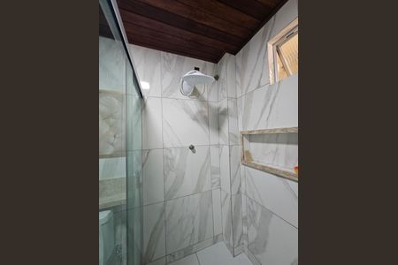 Casa para alugar com 120m², 2 quartos e 1 vagaBanheiro