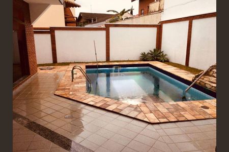 Casa à venda com 407m², 4 quartos e 3 vagas