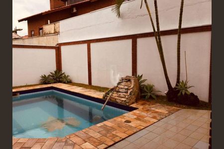 Casa à venda com 407m², 4 quartos e 3 vagas