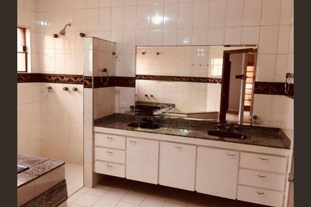 Casa à venda com 407m², 4 quartos e 3 vagas