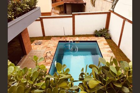 Casa à venda com 407m², 4 quartos e 3 vagas