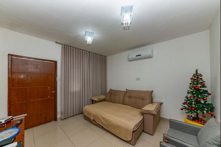 Casa à venda com 460m², 5 quartos e 8 vagas Casa à venda com 460m², 5 quartos e 8 vagasSala 1