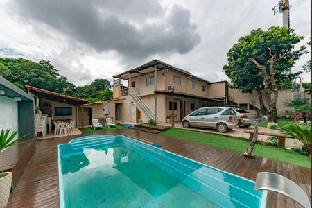 Piscina de casa à venda com 5 quartos, 460m² em Cinquentenario, Belo Horizonte