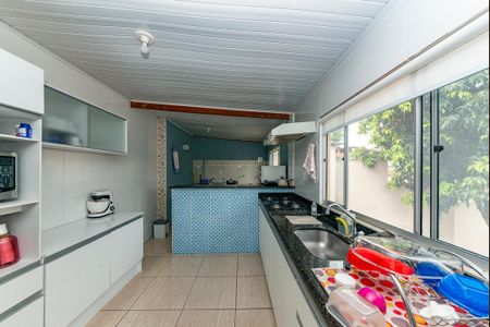 Cozinha 2 de casa à venda com 5 quartos, 460m² em Cinquentenario, Belo Horizonte