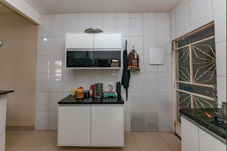Casa à venda com 460m², 5 quartos e 8 vagas Casa à venda com 460m², 5 quartos e 8 vagasCozinha 1