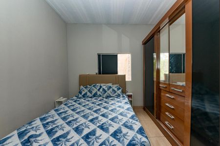Casa à venda com 460m², 5 quartos e 8 vagas Casa à venda com 460m², 5 quartos e 8 vagasQuarto 4