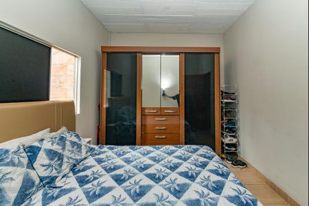 Casa à venda com 460m², 5 quartos e 8 vagas Casa à venda com 460m², 5 quartos e 8 vagasQuarto 4