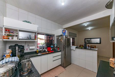 Casa à venda com 460m², 5 quartos e 8 vagas Casa à venda com 460m², 5 quartos e 8 vagasCozinha 1