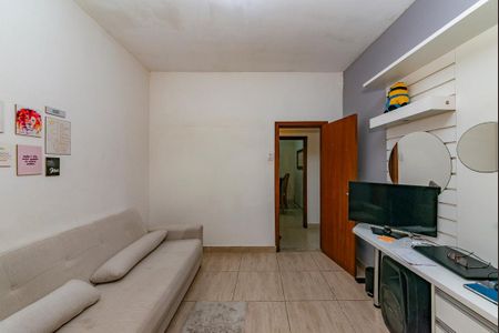 Casa à venda com 460m², 5 quartos e 8 vagas Casa à venda com 460m², 5 quartos e 8 vagasQuarto 2