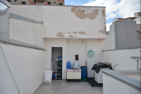 Apartamento à venda com 130m², 2 quartos e 1 vagaÁrea de Serviço