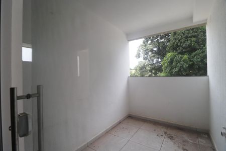Sacada de apartamento para alugar com 2 quartos, 50m² em Chácaras Tubalina E Quartel, Uberlândia
