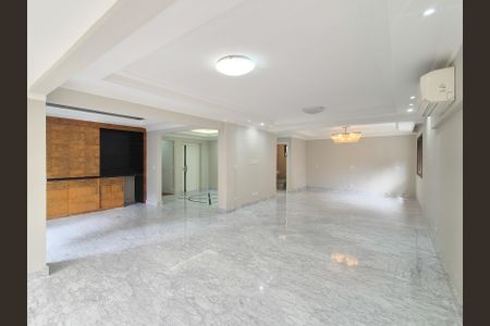 Sala de apartamento à venda com 3 quartos, 242m² em Indianópolis, São Paulo