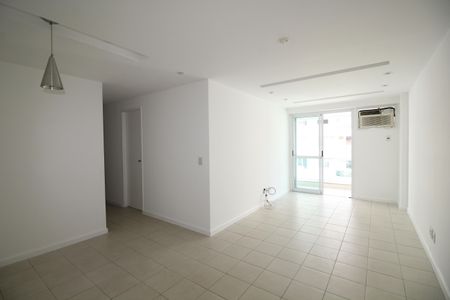 Sala de apartamento para alugar com 3 quartos, 95m² em Freguesia (jacarepaguá), Rio de Janeiro