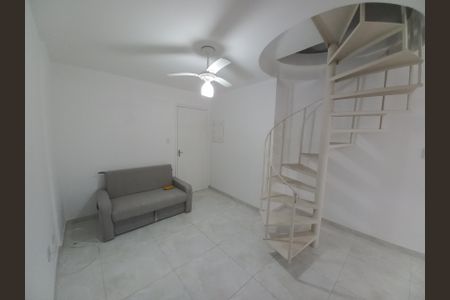 Sala de apartamento para alugar com 1 quarto, 92m² em Centro, São Vicente