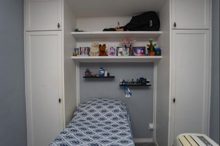 Apartamento à venda com 117m², 3 quartos e 2 vagasQuarto 3