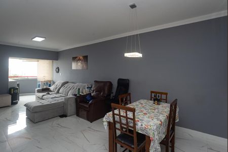 Apartamento à venda com 117m², 3 quartos e 2 vagasSala