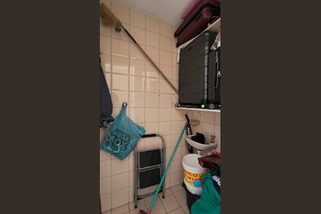 Apartamento à venda com 189m², 3 quartos e 2 vagasBanheiro de Serviço 