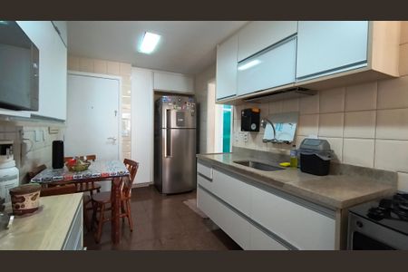 Apartamento à venda com 189m², 3 quartos e 2 vagasCozinha