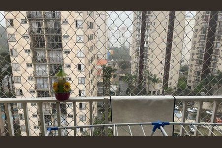 Apartamento à venda com 3 quartos, 59m² em Taboão, São Paulo